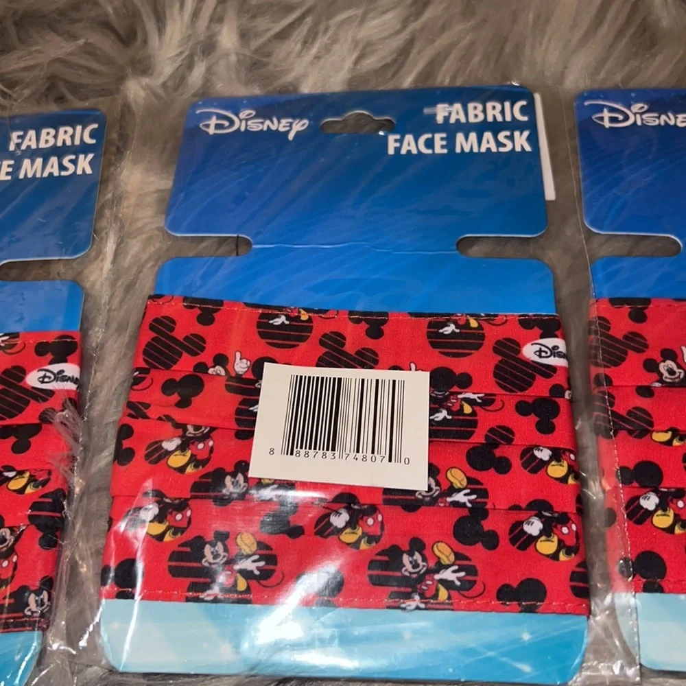 Set of 5 Disney Mickey Mouse face masks for kids